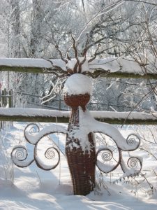 Winteraspekt bei Bio-Stauden-Forssman in Niederbayern. Bestellen Sie ganz bequem Online über unseren Web-Shop unsere Bio-Stauden ( Mittagsblumen, Hauswurz, Phlox, Taglilien, etc.) und Kräuter zur direkten Lieferung zu Ihnen nach Hause.